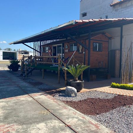 Residencial Aereo Albatros Apartment Tequesquitengo Luaran gambar